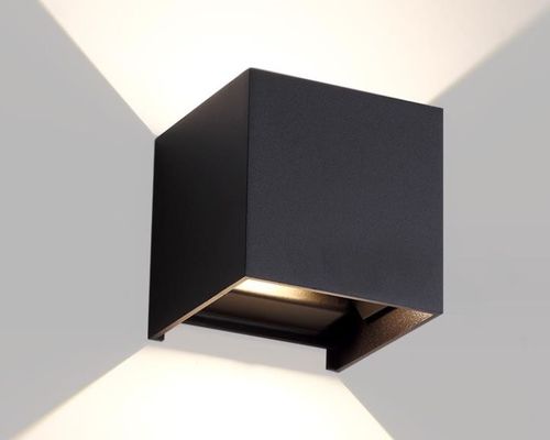 Modern Ip65 Garden Wall Lights , Outdoor Wall Mounted Lamps Weather Resistant